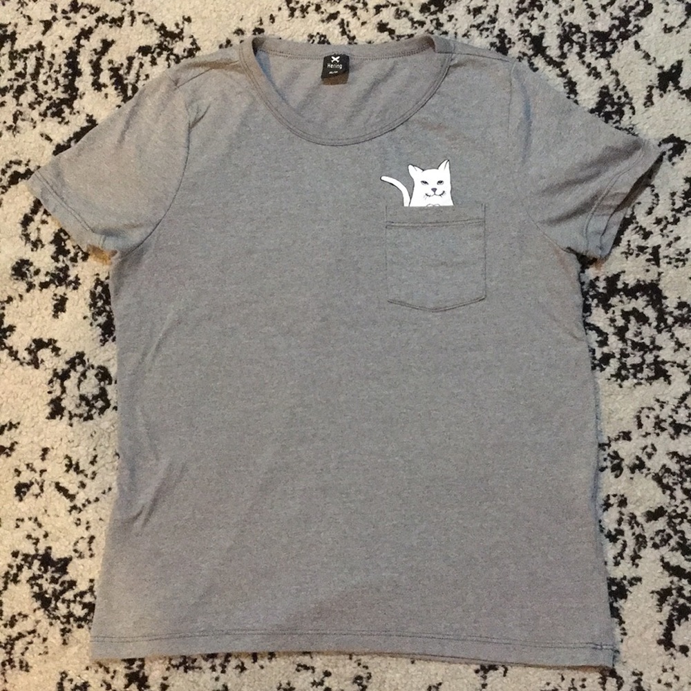 Gray Cat T-shirt
